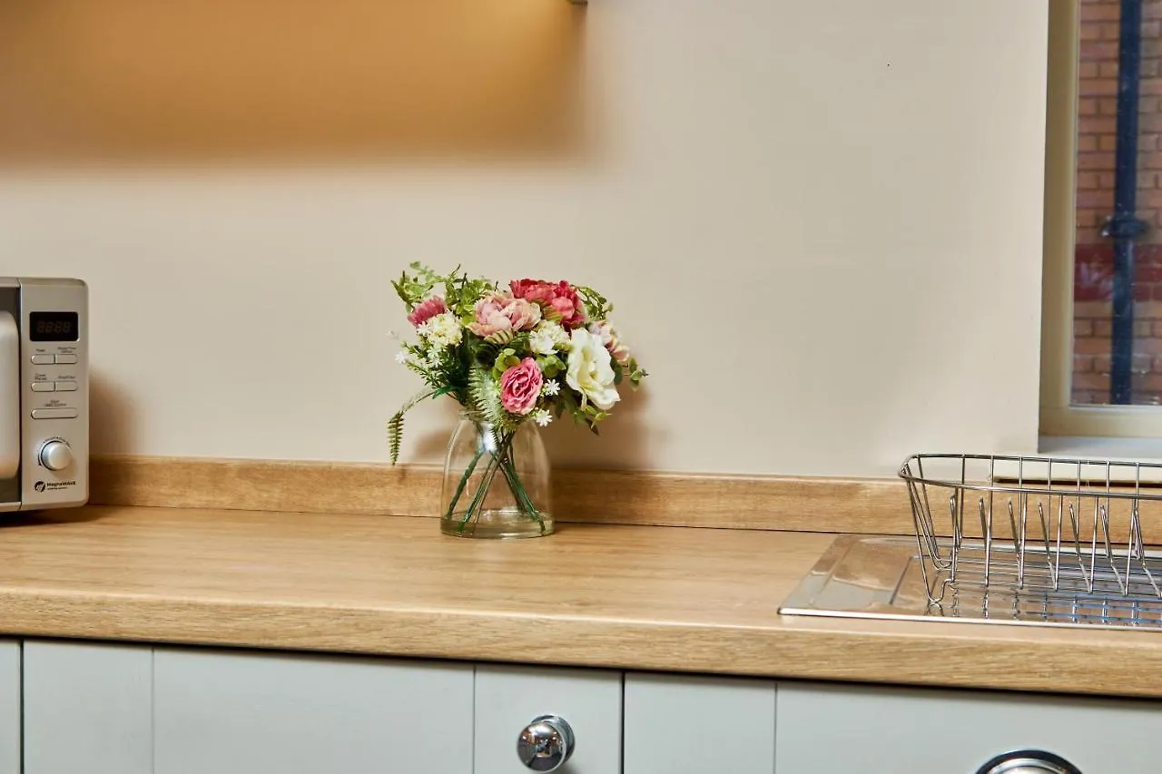 The Stunning Central Harrogate Abode - Sleeps 6