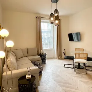 https://leith-street-suite.edinburghhotelsuk.org