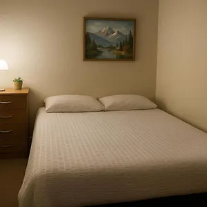 https://comfy-2-bedroom-flat-near-edinburgh-city-center.edinburghhotelsuk.org